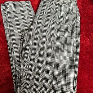 Plad black and white pants . Stretch